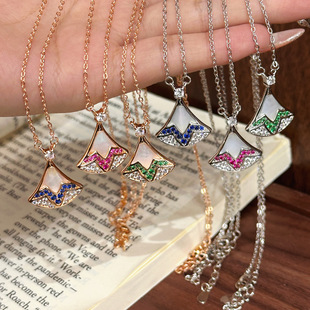 �羳���N������Ϧ�޶�����ȹ����Ů�p�ݕr�аٴ��Ʒ�|�i���