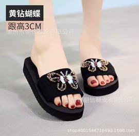 高跟拖鞋;厚底拖鞋;坡跟拖鞋