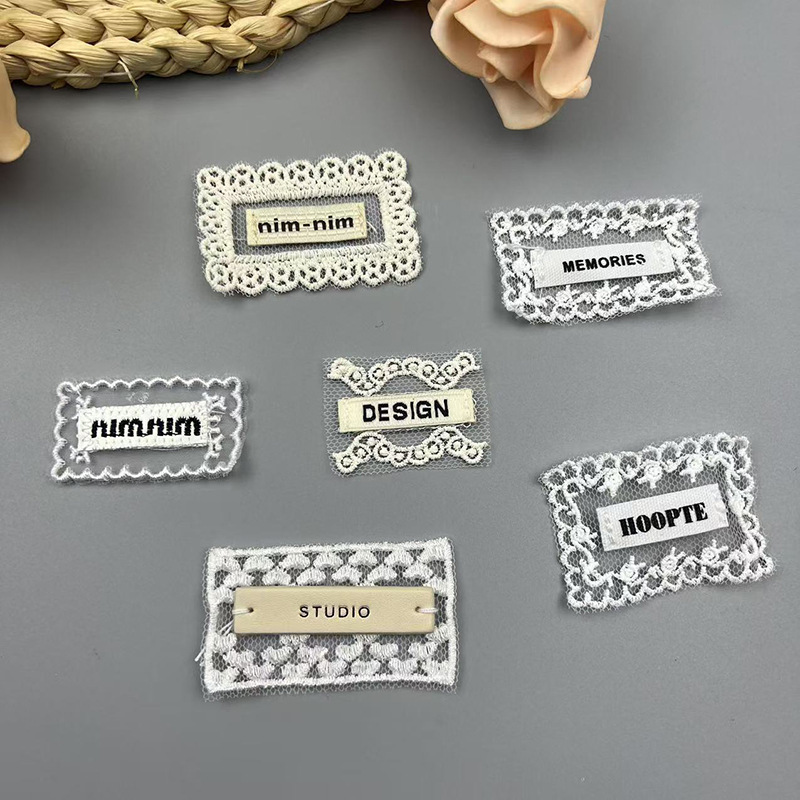 厂家网底刺绣蕾丝布贴刺绣花贴字母蕾丝鞋帽补丁装饰服装辅料批发