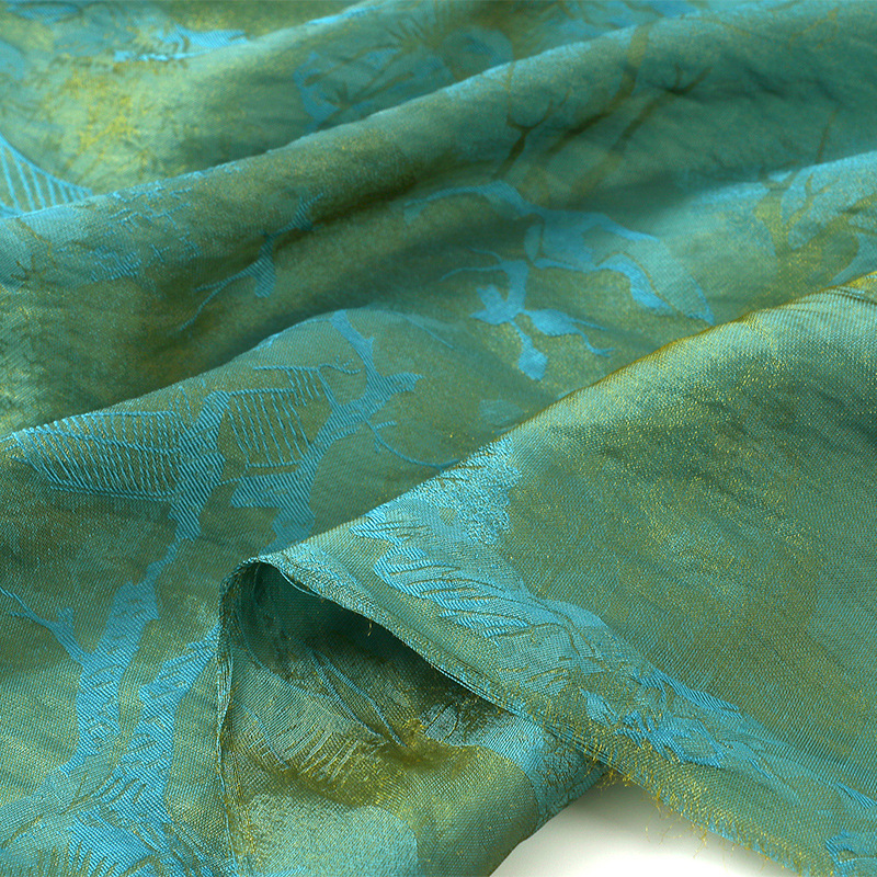 Shimmering Jacquard Fabric, Thin Spring/Summer Shirt Dress Fabric, Ancient Style Rayon Jacquard Fabric in Stock Shimmering Jacquard Fabric, Thin Spring/Summer Shirt Dress Fabric, Ancient Style Rayon Jacquard Fabric in Stock