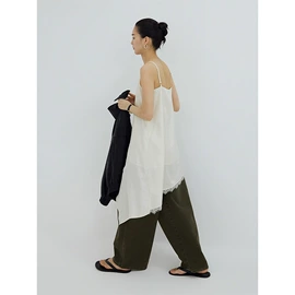 女式针织衫;半身裙;休闲裤