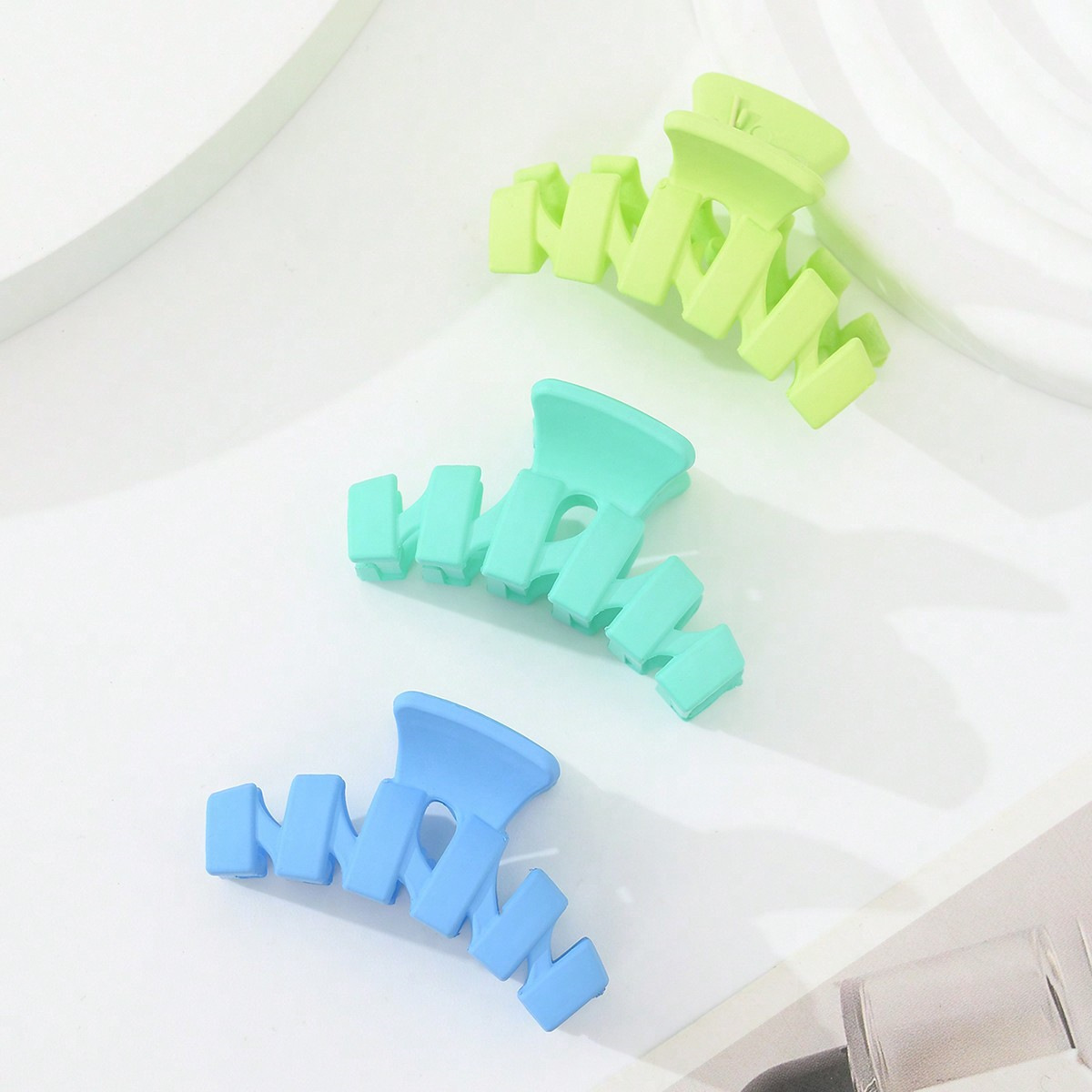 3-piezas pequeño tamaño clip helado mate niña niños mini lindo color horquilla roto pelo tiburón clip transfronterizo