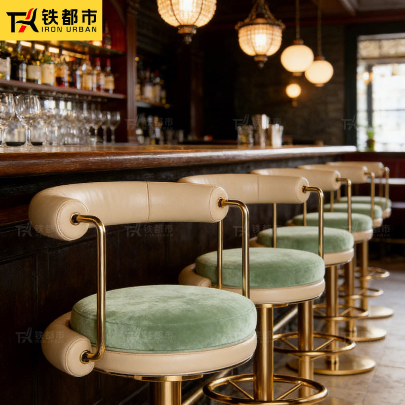 Bar stool with backrest, light luxury metal design, round shape, modern minimalist creative swivel high stool for coffee bars Bar stool with backrest, light luxury metal design, round shape, modern minimalist creative swivel high stool for coffee bars