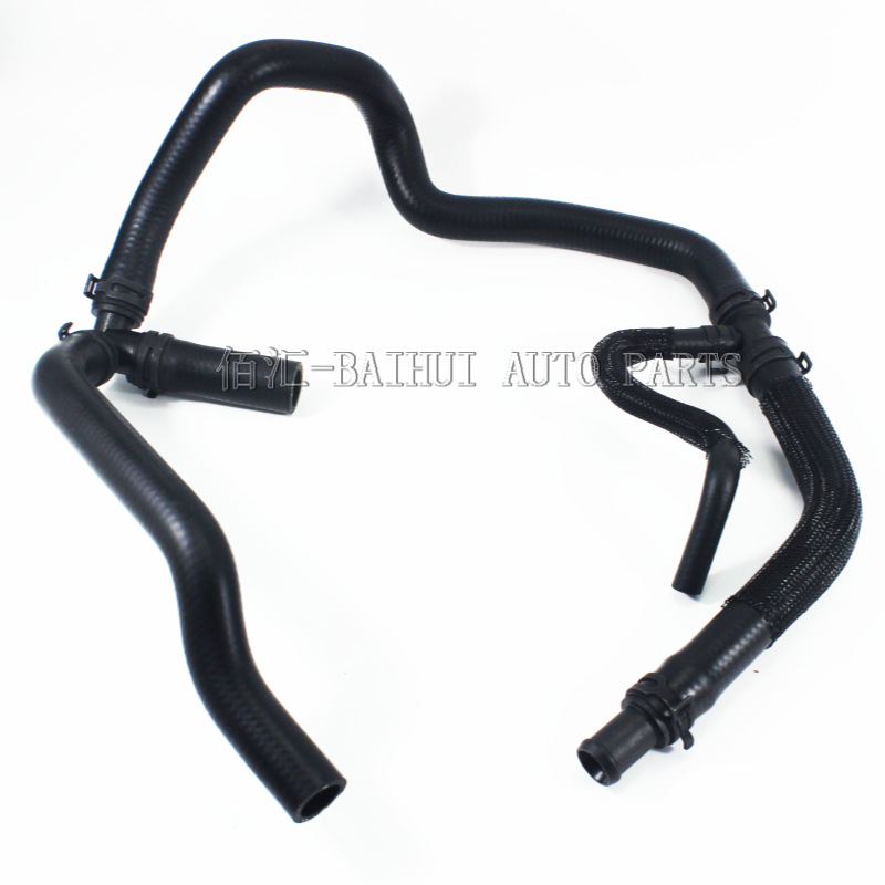 Kh-815 Is Suitable for Ford Fusion 2.5L Warm Air Three-Way Return Pipe Cooling Water Pipe Dg9Z18472Aa
