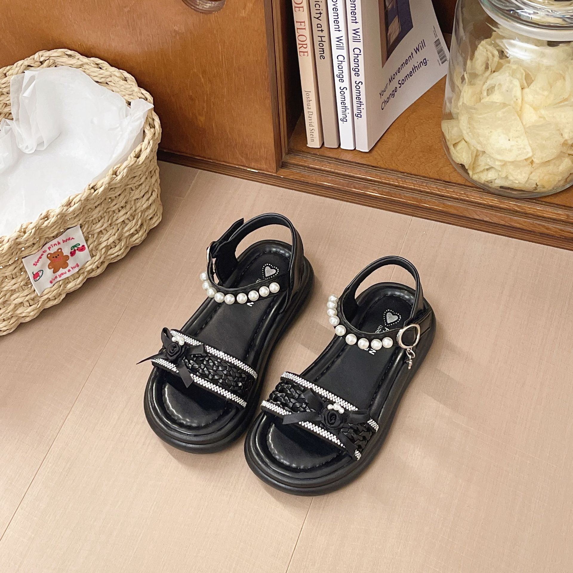 Niños sandalias de dedos abiertos 2026 verano nuevo estilo de moda para niñas zapatos de princesa universal zapatos para niñas con cabeza hueca image 7