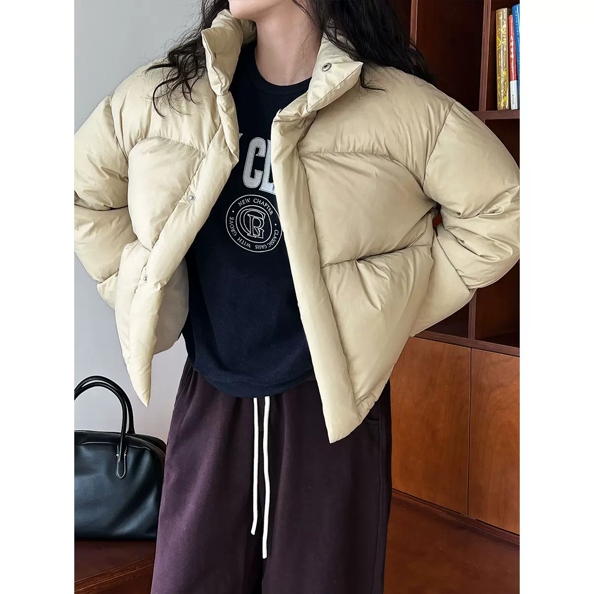 现货 新国标90白鸭绒平湖短款羽绒服女2024新款百搭加厚面包服Y66