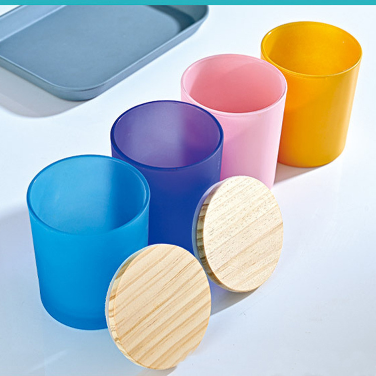 喷涂彩色蜡烛玻璃杯带盖工艺无火扩香蜡烛罐香薰瓶玻璃蜡烛杯批发