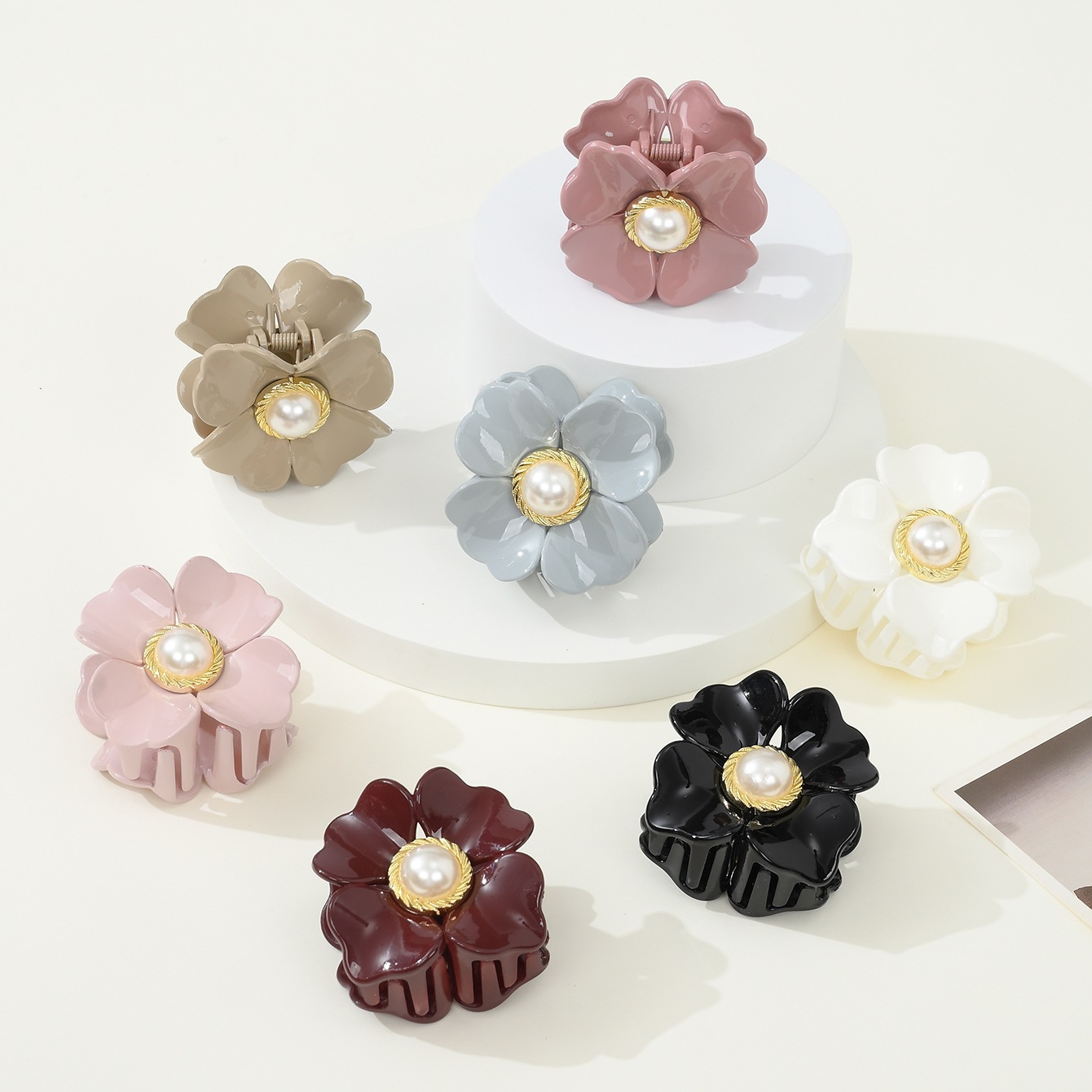 Fermaglio capelli fiore perla stile coreano quadrifoglio elegante_voghion.com