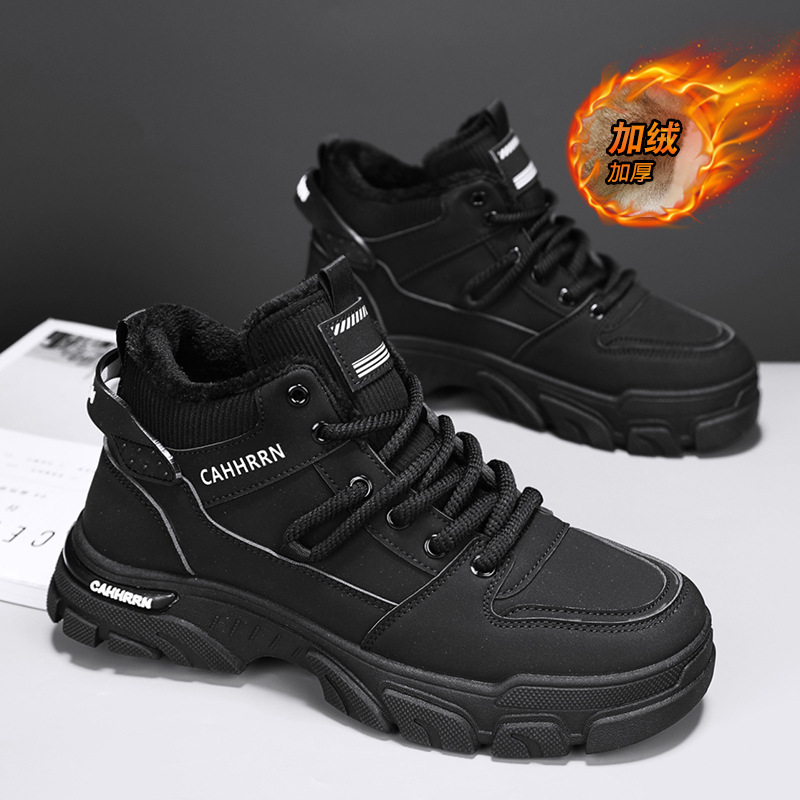 Zapatos de hombre de alto nivel 2024 nuevo otoño británico botas de estilo Martin zapatos deportivos de moda casuales de invierno más terciopelo calentamiento