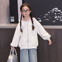 INS跨境爆款时尚宝妈秋冬新款童装长袖外套连帽拉链绣花设计时尚