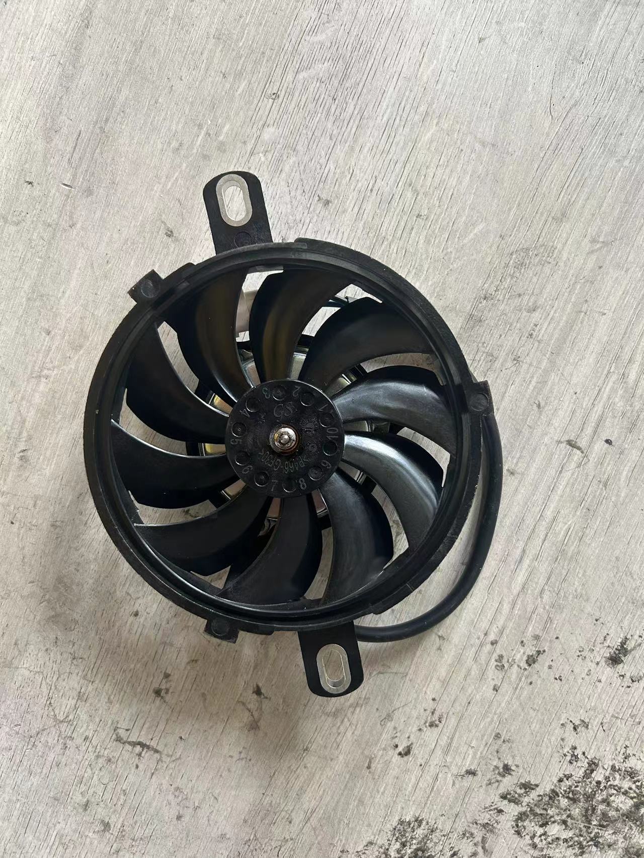 Off-Road Motorcycle Water Tank Cooling Fan, Special High-Efficiency Electronic Fan for Water-Cooled Engines