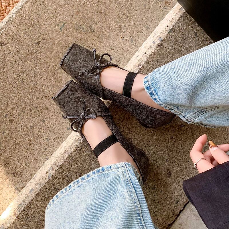 New Korean-Style Soft Leather Ballet Cowhide Pig Nose Shoes with Bowknot, Flat-Soled Women's Mary Jane Large Size Single Shoes New Korean-Style Soft Leather Ballet Cowhide Pig Nose Shoes with Bowknot, Flat-Soled Women's Mary Jane Large Size Single Shoes