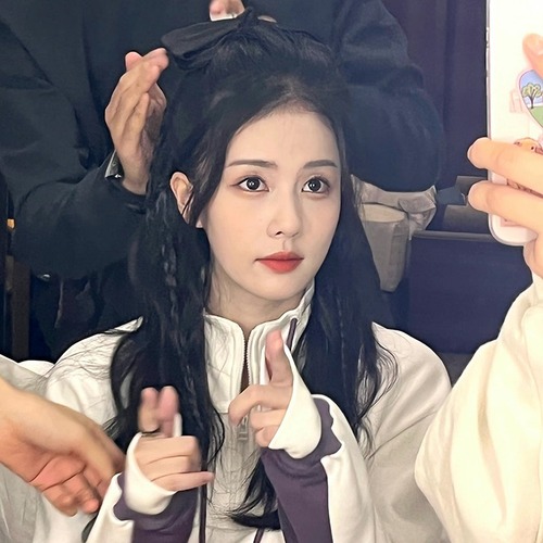 White Deer's same style black big bow hairpin French satin top clip internet celebrity back head headdress spring clip hair accessory