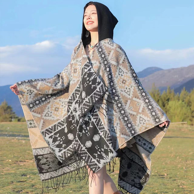 Patrón geométrico de viento nacional con chaleón sombrero capa de viento bohemio totem bufandas turísticas cálidas a prueba de viento