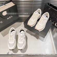 СLƴɫЬ2005¿ٴɸϵЬe\ŮЬ