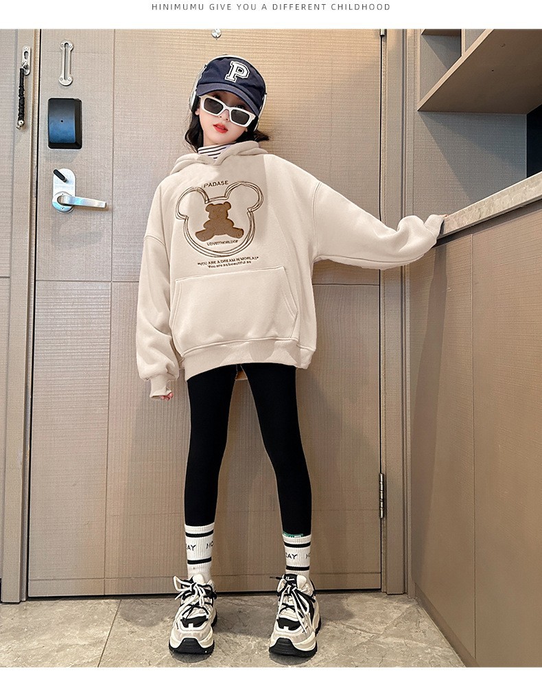2023 Herfst/Winter Meisjes Kleine Beer Hoodie Zwarte Broek Tweedelige voor grote jongens Trendy losse casual set_voghion.com