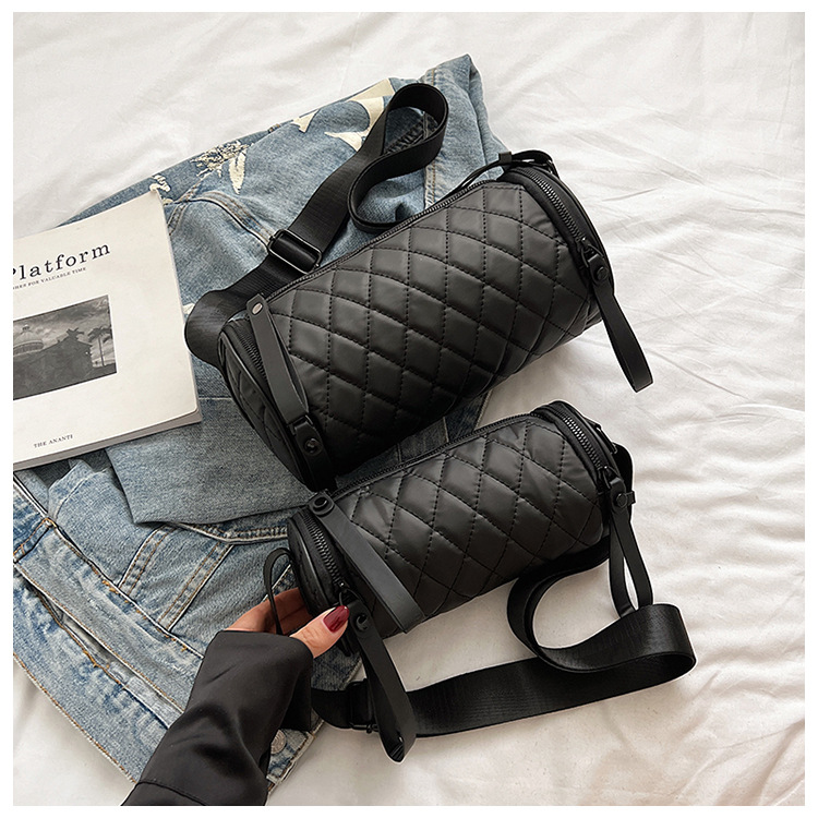Borsa a tracolla donna cilindrica trapuntata borsetta_voghion.com