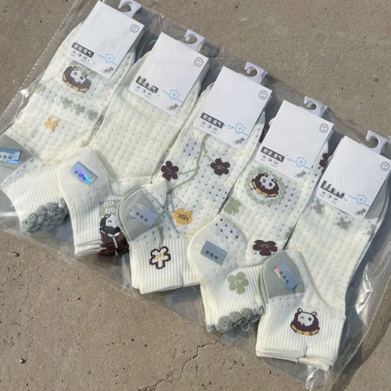 春夏新款女士棉空调船袜学生潮款袜运动日韩系袜学院风洞洞短袜_