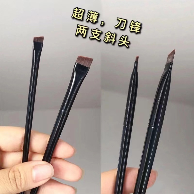 同じタイプの眉毛ブラシの刃a 101a 102化粧ブラシの斜めのアイラインのブラシの唇のブラシはアイラインの下を引きます。|undefined