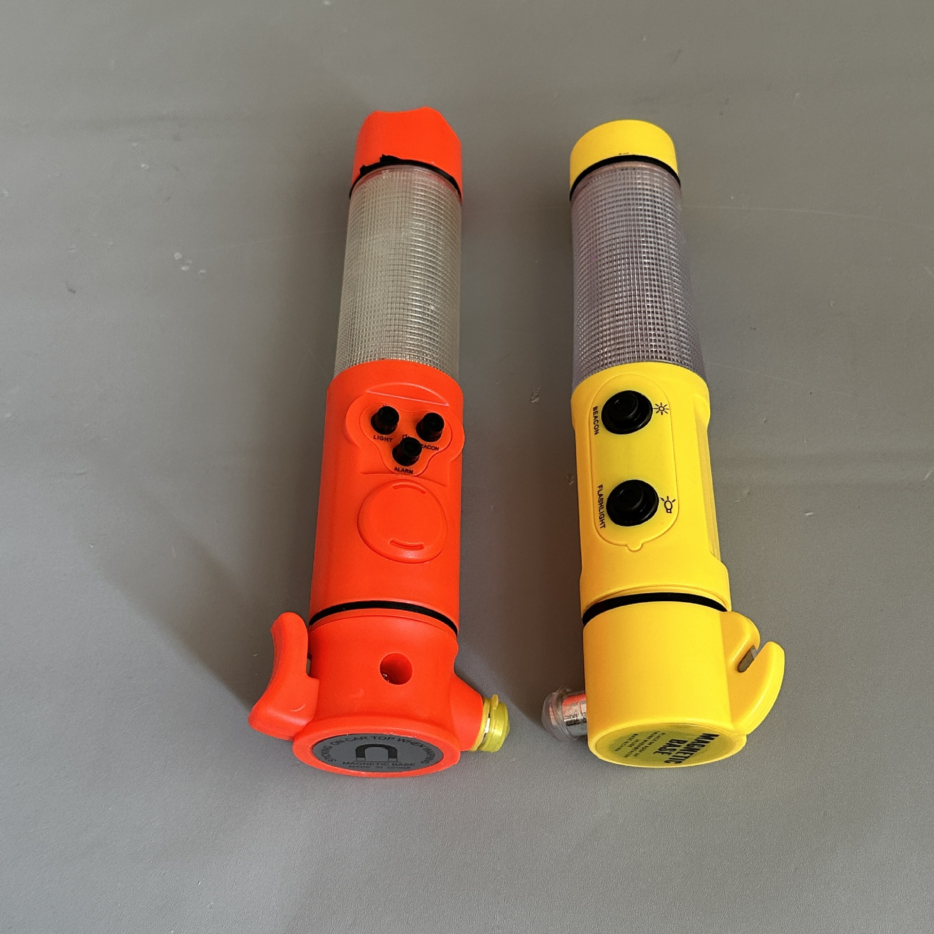 Car safety hammer six-in-one multifunctional high-brightness flashlight for breaking windows, in-car emergency escape rescue self-help tool