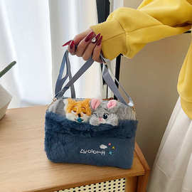 可爱朱迪尼克斜挎包2025疯狂动物城玩偶包外出女生通勤包礼物软萌