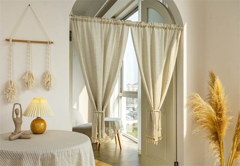Cortina de puerta de algodón estilo coreano con borlas de fieltro_voghion.com