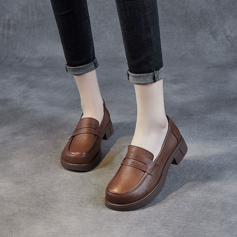 Британские кожаные туфли-лоферы 2025 из натуральной кожи, ретро женские туфли на массивном каблуке, из натуральной воловьей кожи, без застежек, ручной работы