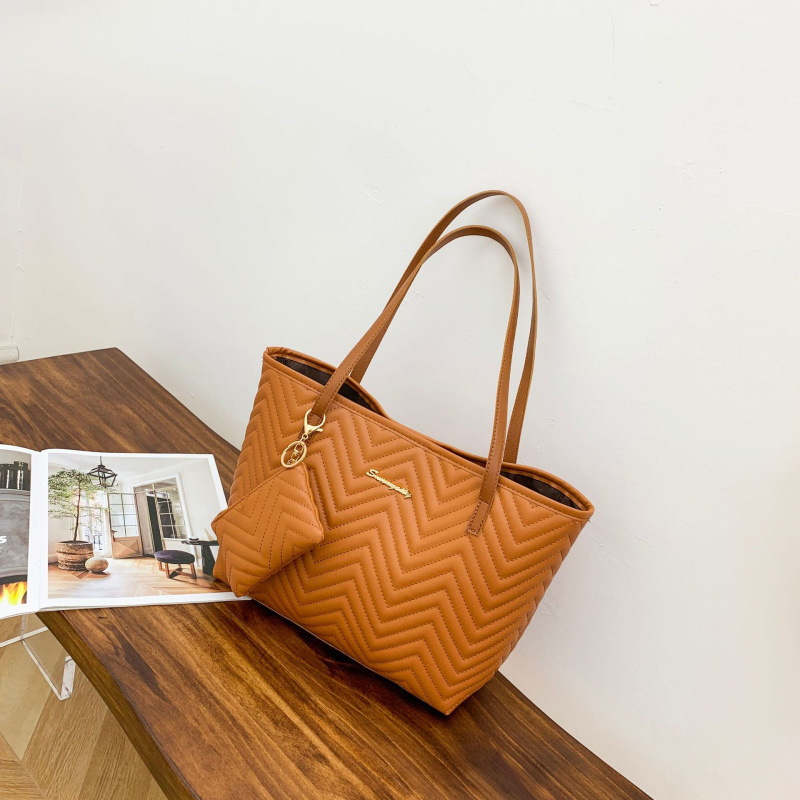 Bolso de mano de moda para mujeres 2023, bolso de hombro simple, paquete de moda para niños y niñas, un paquete de alquiler image 10