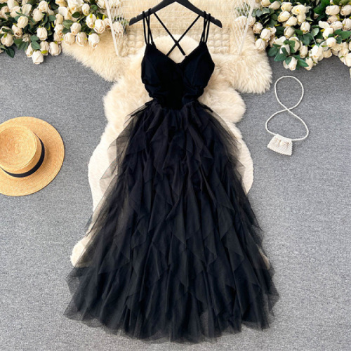 Irregular mesh ballgown fairy dress, high-waisted, slimming, temperament collar, spaghetti strap dress, beach vacation, sand dress