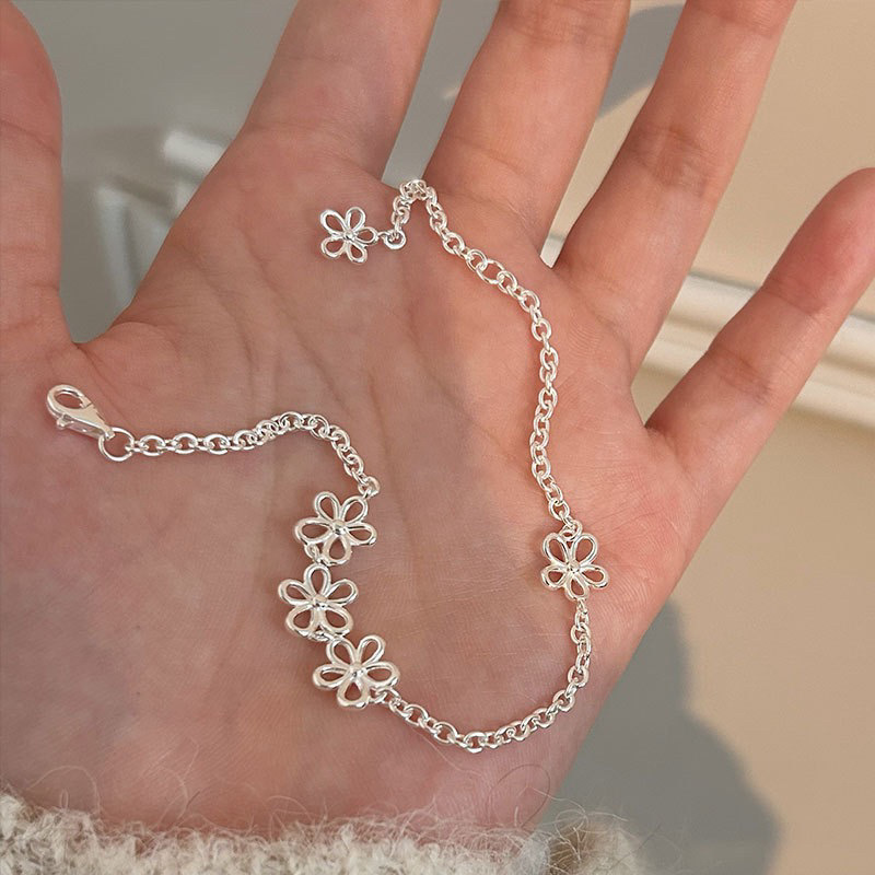 Korean Version S925 Sterling Silver Hollow Flower Bracelet For Women, Fresh And Simple Fashion Sweet Best Friend Jewelry_voghion.com