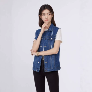 春季大码女装牛仔马甲女胖mm200-300斤宽松背心破洞显瘦无袖坎肩