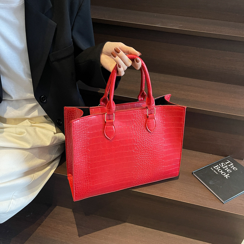 2025 Spring New Fashionable Western Style Large Capacity Handbag Casual Commuting Trendy Simple Crocodile Tote Bag 2025 Spring New Fashionable Western Style Large Capacity Handbag Casual Commuting Trendy Simple Crocodile Tote Bag