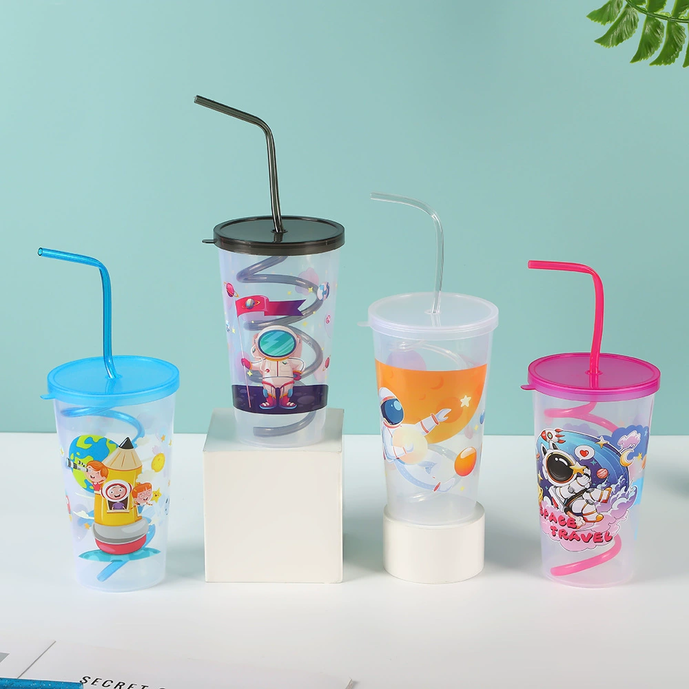 Симпатичные дети астронавты соломинные чашки пластиковый напиток с высоким содержанием воды чашка креативный мультфильм студент соломка воды чашка