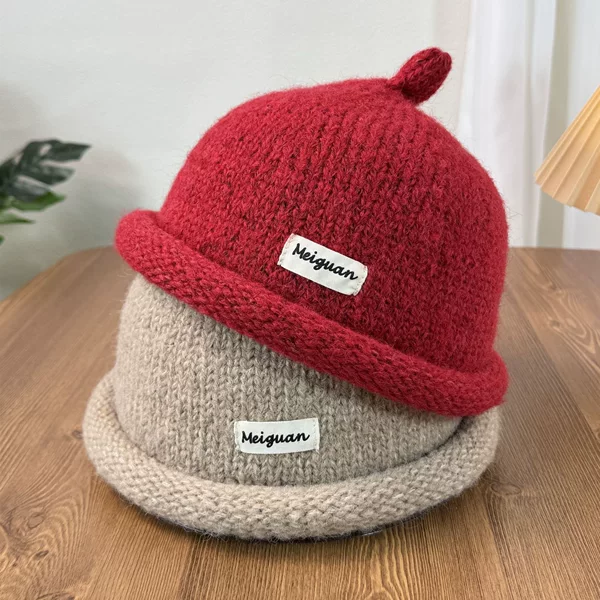 Nipple-style Japanese woolen knitted beanie with rolled edges, street fashion landlord hat, warm for autumn and winter, unisex
