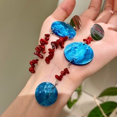 新中式蓝色贝壳耳环小众设计复古红色串珠撞色耳钉轻奢高级感耳饰
