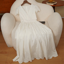 安斐欧娜春夏款法式重工镂空绣花显瘦V领舒适全棉短袖连衣裙