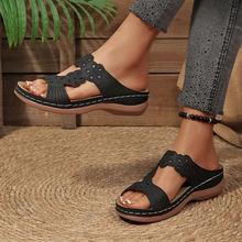 ���Q��aˮ荻���ƽ���¸���ЬŮһ�_��܇�p�����¶ֺ�U���~��Ь