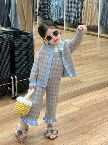 Autumn Set for Girls - Korean Style, Elegant and Sweet Blue Striped Knit Set with Wool Cardigan and Mushroom Edge Pants - Three-Piece Set