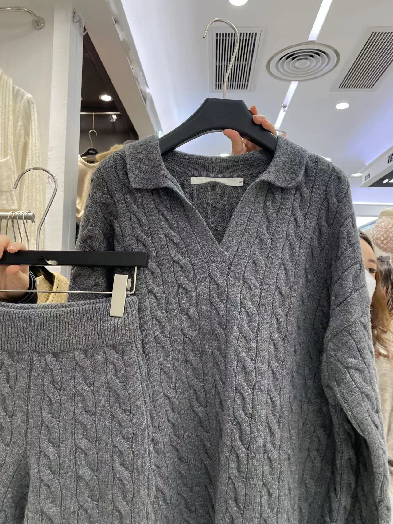 GraceChic GraceChic GraceChic KANNING Lazy Style Cable Knit Damen Herbst 2025 Neues High Waist Shorts Sweater Zweiteiliges Set_voghion.com