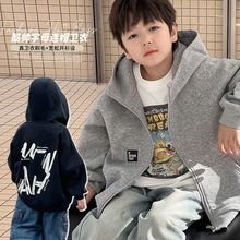 儿童字母宽松印花外套2025春款帅气男女童连帽开衫卫衣潮雪尼尔