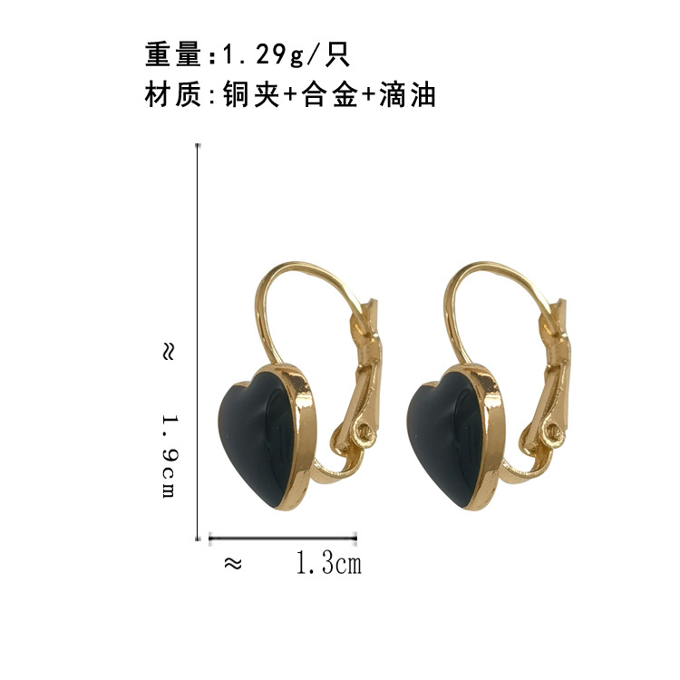 Korean Heart-shape Earrings Copper Clip Dripping Earrings display picture 1