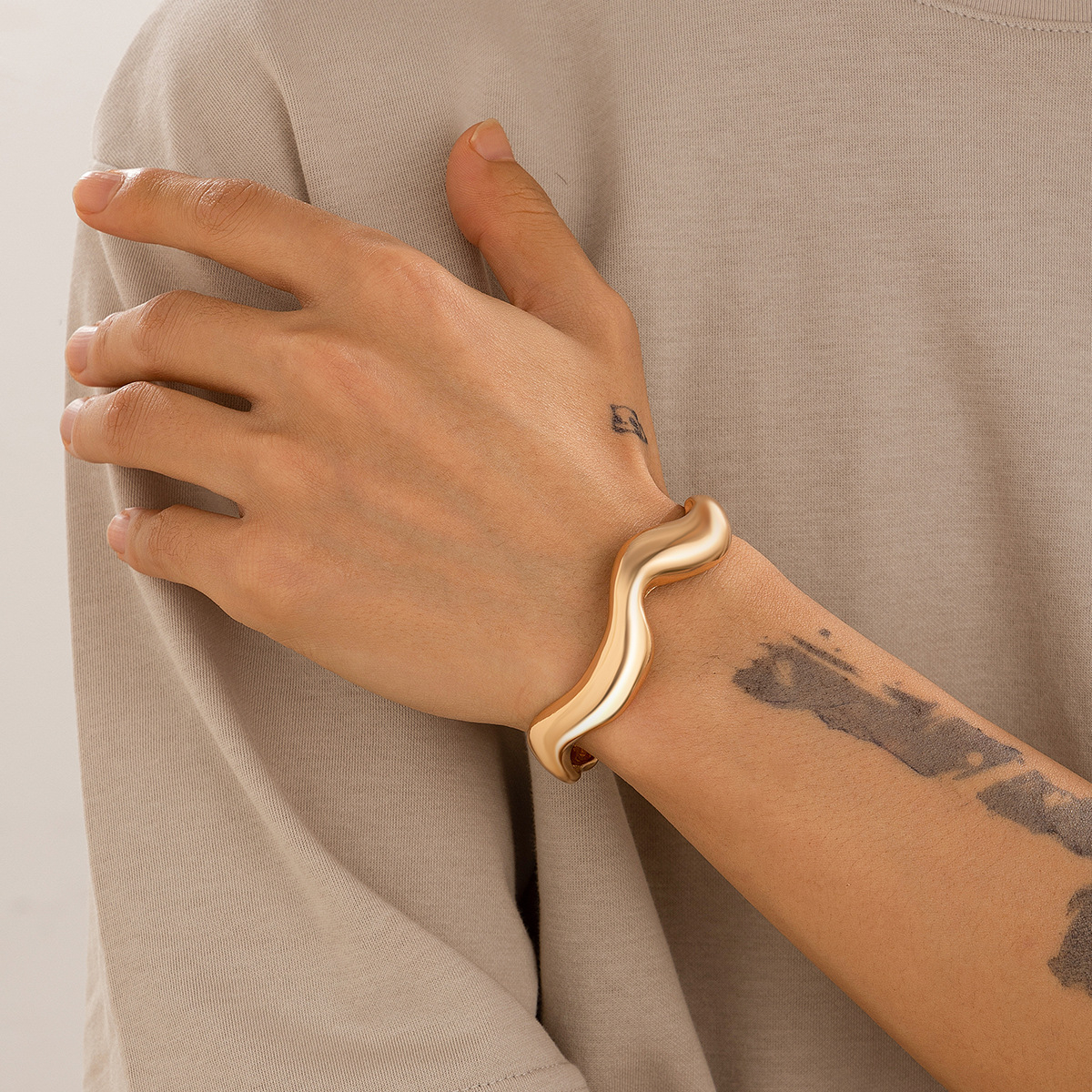 33g Weight Bangle Classification Alloy Chain Material 1 Piece Quantity Daily Occasion Alloy Material Solid Color Pattern Men's Gender Hip-Hop Style Hip-Hop Solid Color Alloy Men's Bangle Men Cuff & Bangle 1