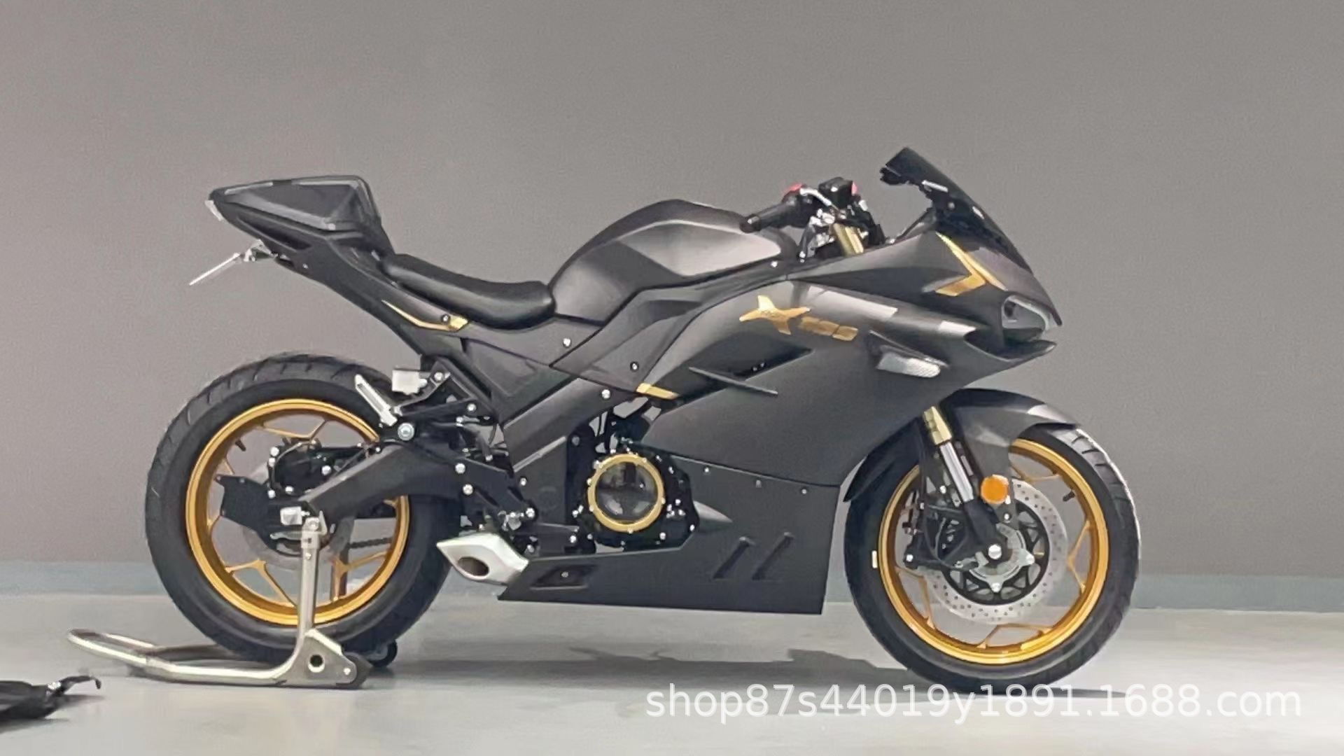Export-oriented Jiaolong scooter motorcycle, dual-cylinder racing replica, Horizon sportbike, adult gasoline-powered sportsbike