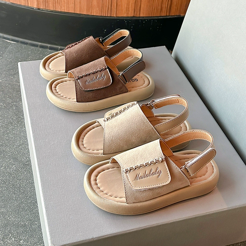 Мальчиковые туфли, уличные сандалии, новый стиль лета 2025, для мальчиков, малышей, детские мягкие туфли для девочек, модные летние сандалии с противоскользящей подошвой.