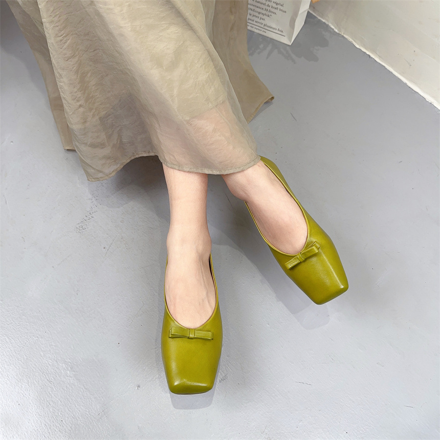 Small design shoes square toe low-cut flat