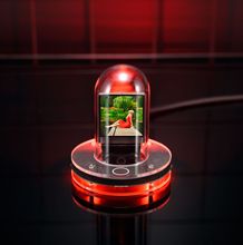 2025改款跨境创意拟辉光管时钟翻页天气智能比特币桌面摆件