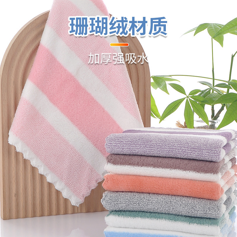 サンゴの毛の厚いタオルの家庭用の柔らかい吸水幼稚園の手拭きの子供の顔の小さい方のタオルの卸売り|undefined
