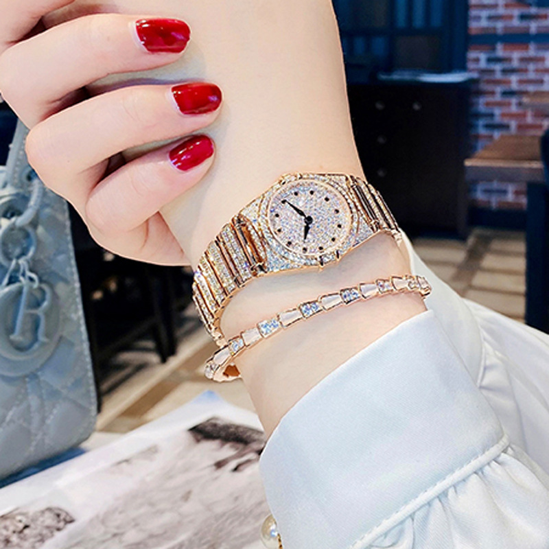 欧米加镶钻女表