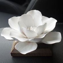 奔驰车载花香熏摆件纯手工陶瓷车内香水女生创意车载香氛轻奢