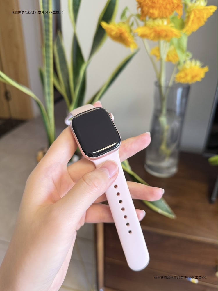 2025 New Huaqiangbei S10 Smart Watch Top Version Watch Sports Men's and Women's Bracelet Digital Watch